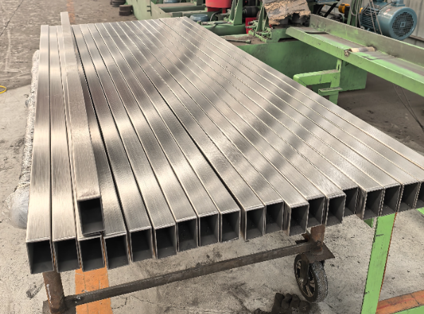 吉安建筑工程行业用不锈钢无缝钢管